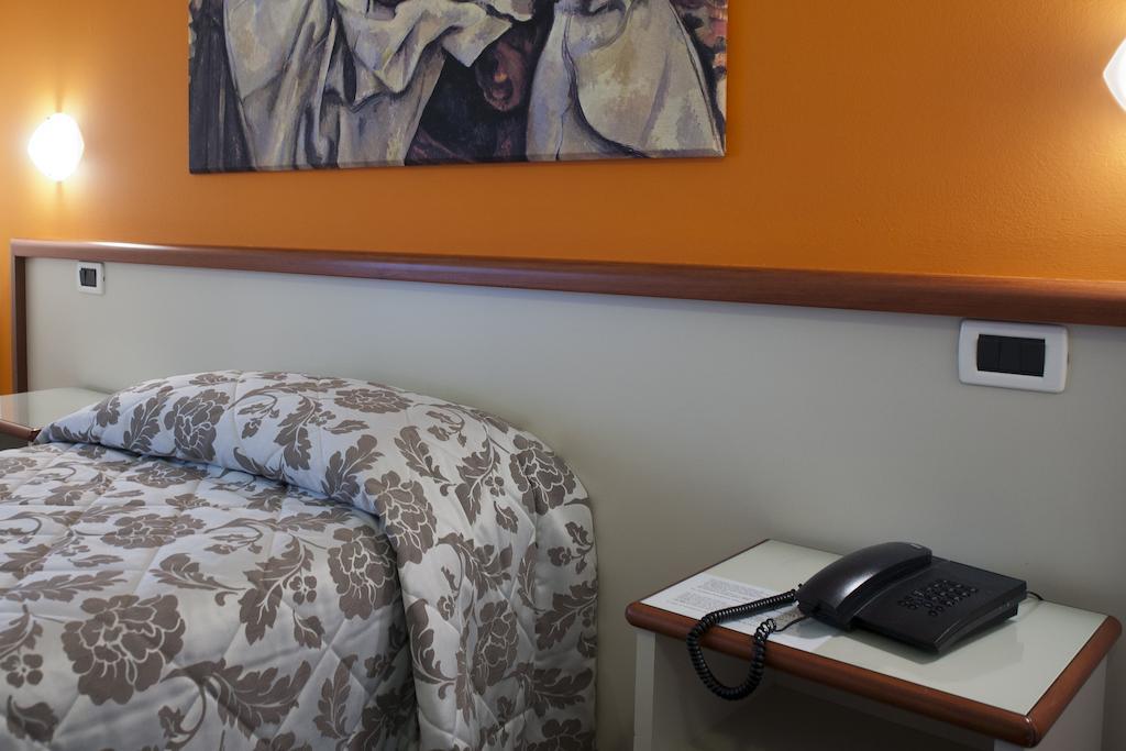 Albergo Da Carlo Vittorio Veneto Cameră foto